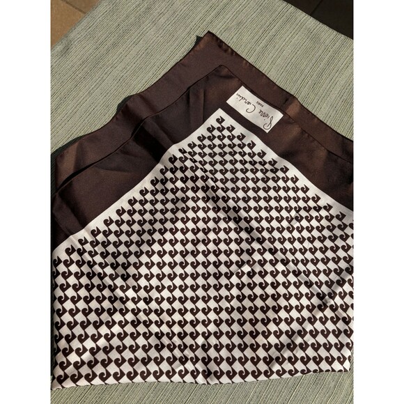 Pierre Cardin Logo Scarf Brown and White 1970s - Picture 8 of 8